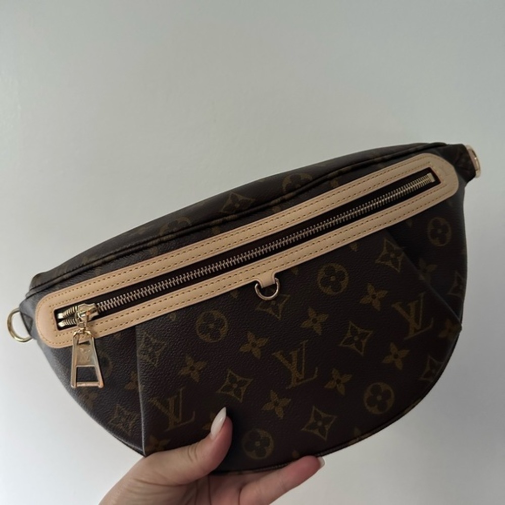 LV High Rise bumbag - Picture 5 of 7